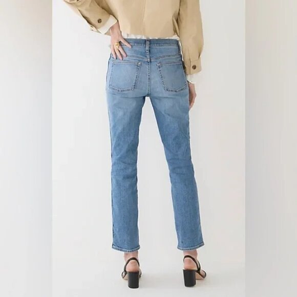 J.Crew 9" Vintage Slim Straight Jean in Gardena Wash - Picture 3 of 5